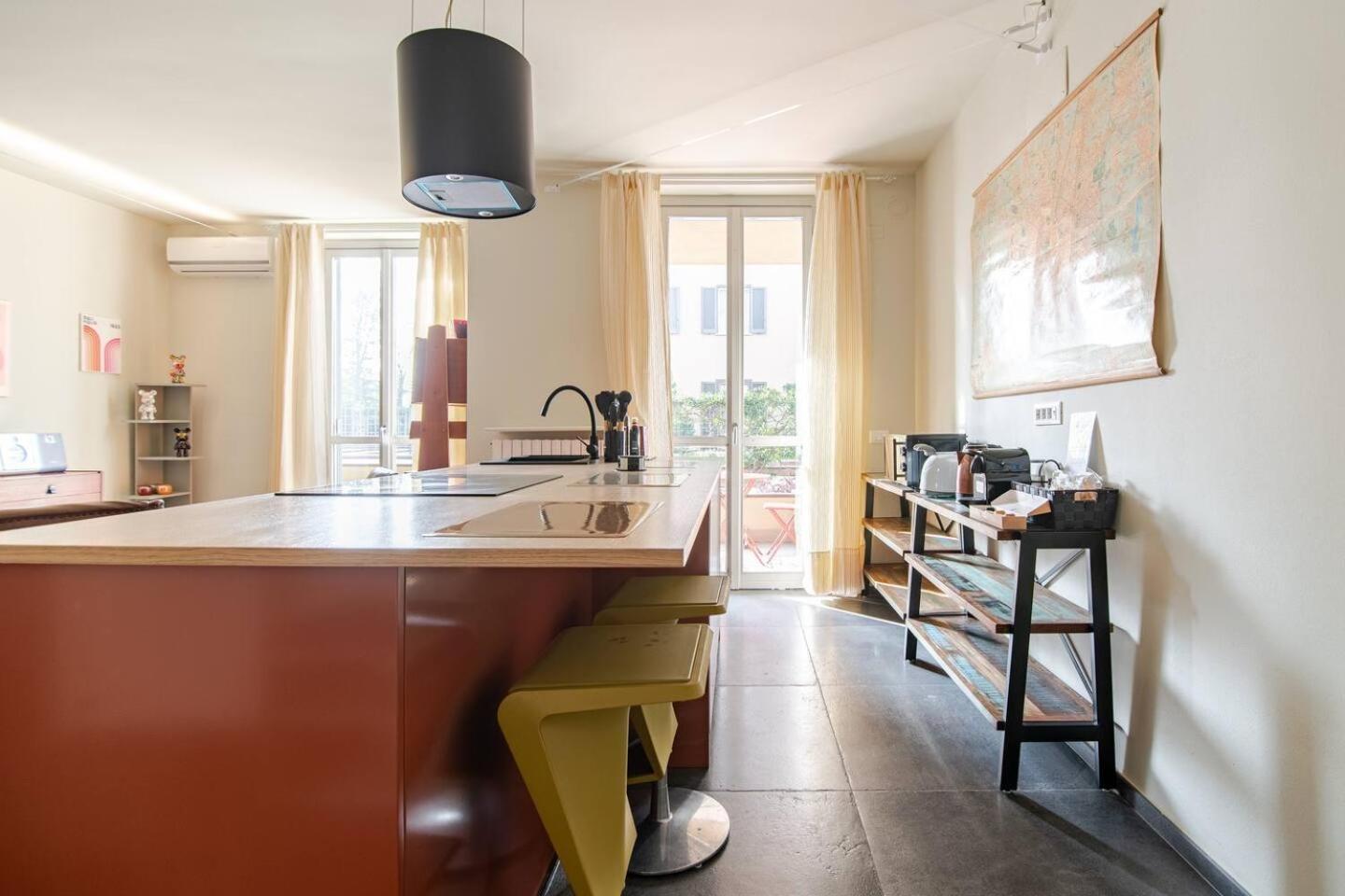 33 Borgo Ticino Lux Free Parking & Private Garden Apartment Pavia Exterior photo